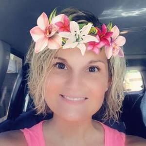 Meet your Posher, Stacy